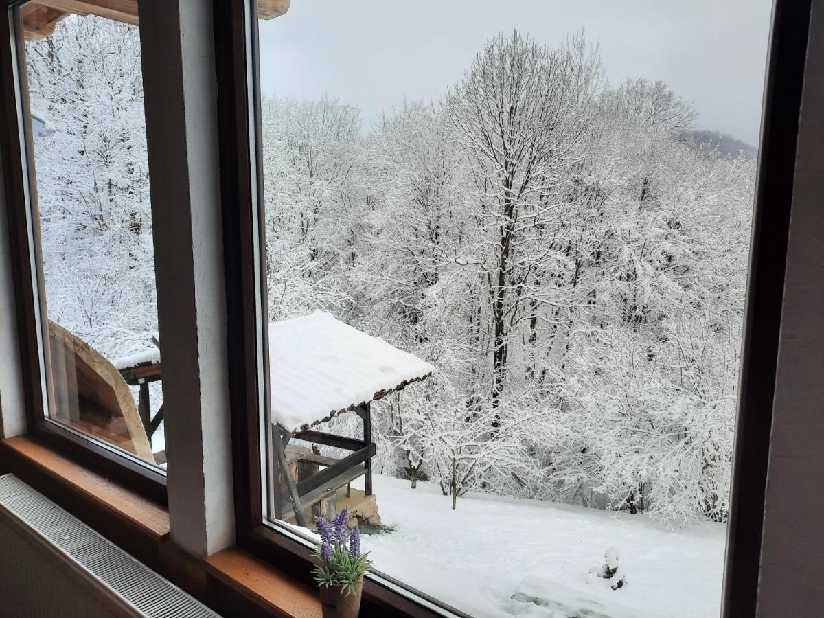 Guest House Kandaferi 2 Елена Екстериор снимка