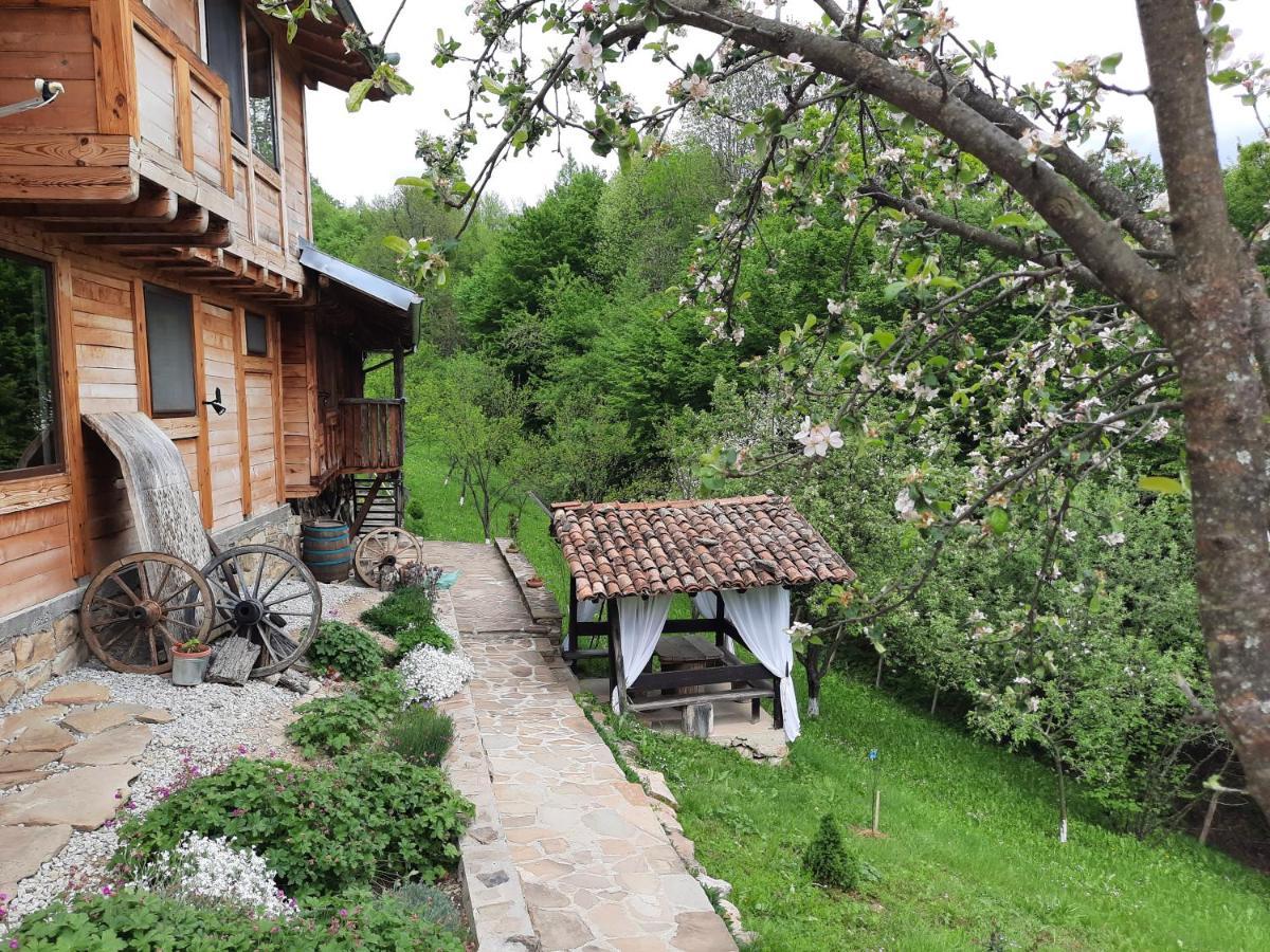 Guest House Kandaferi 2 Елена Екстериор снимка