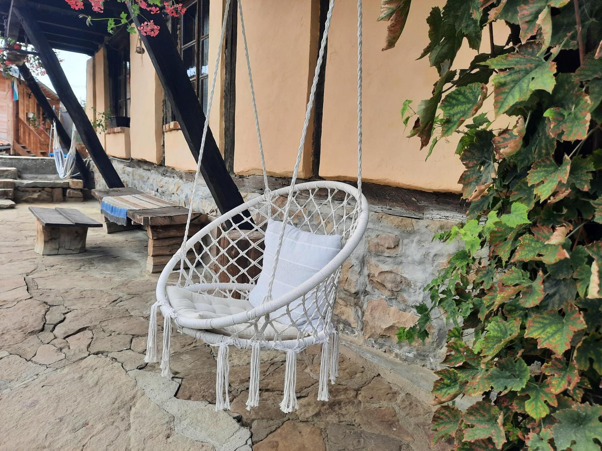 Guest House Kandaferi 2 Елена Екстериор снимка