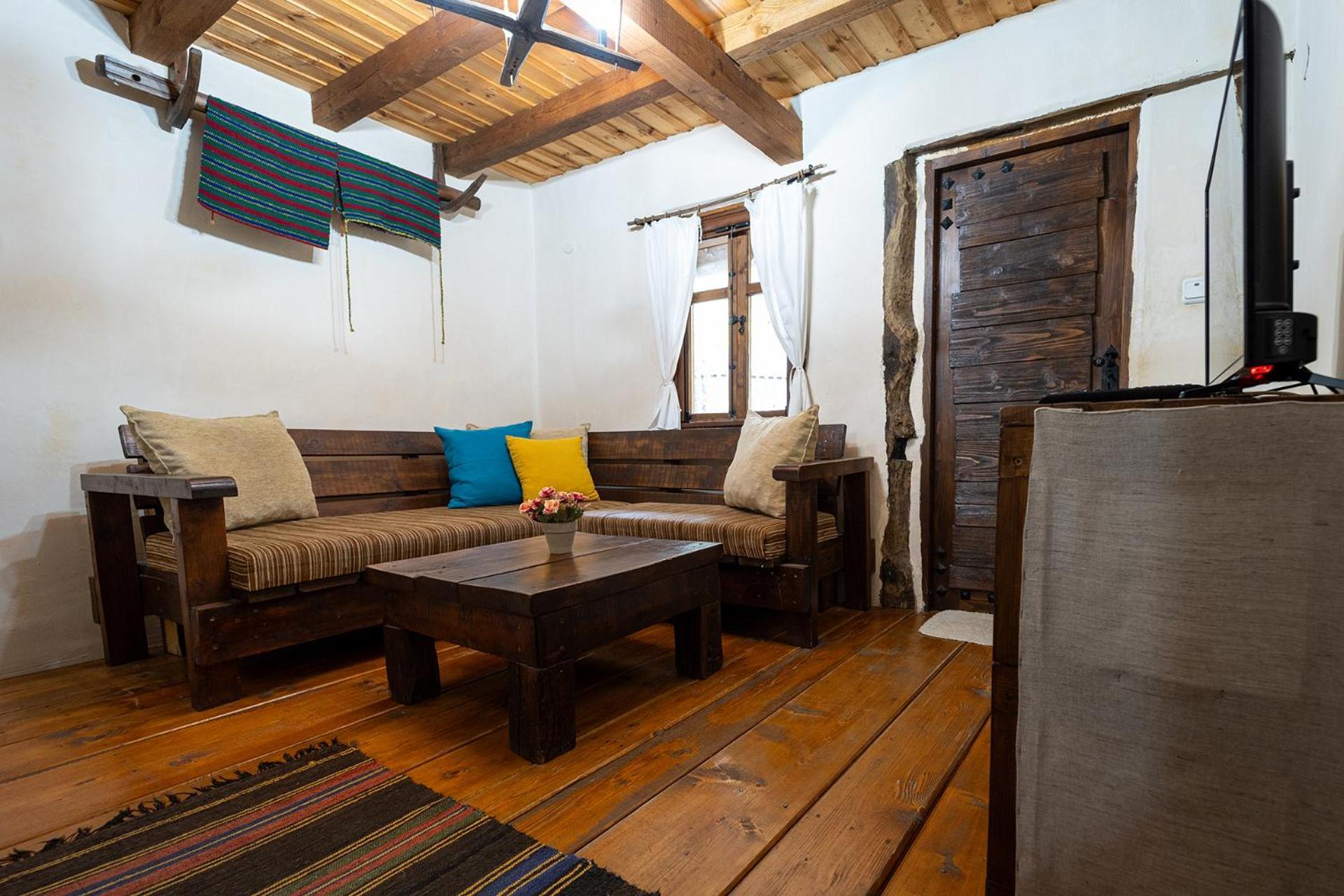 Guest House Kandaferi 2 Елена Екстериор снимка