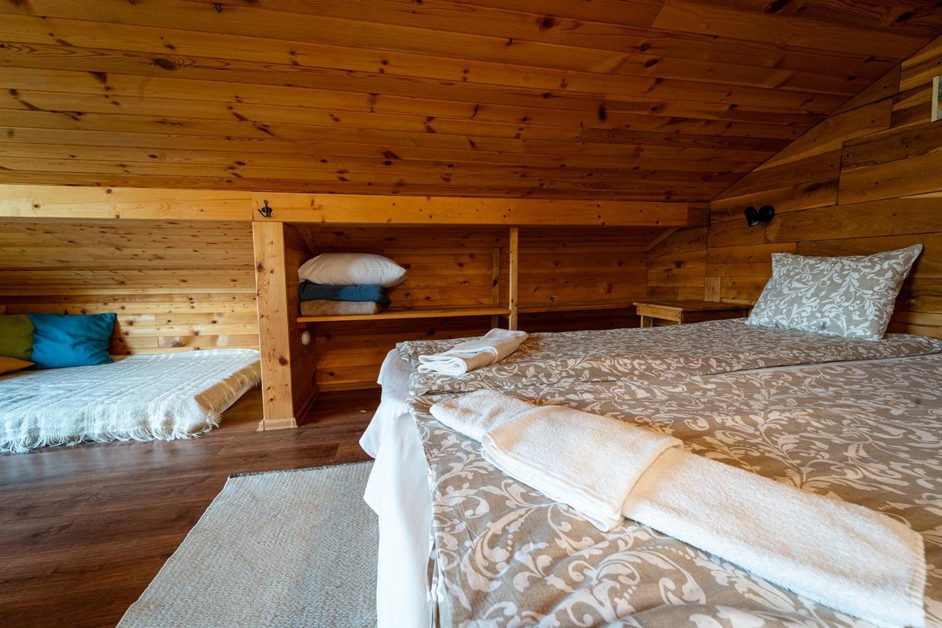 Guest House Kandaferi 2 Елена Екстериор снимка