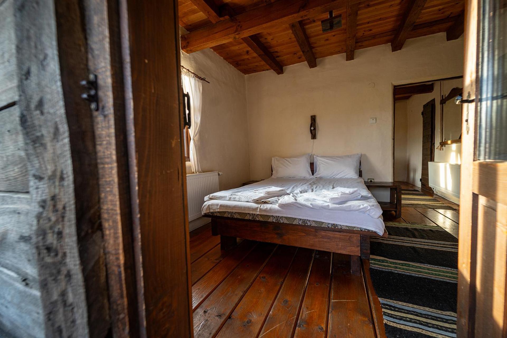Guest House Kandaferi 2 Елена Екстериор снимка