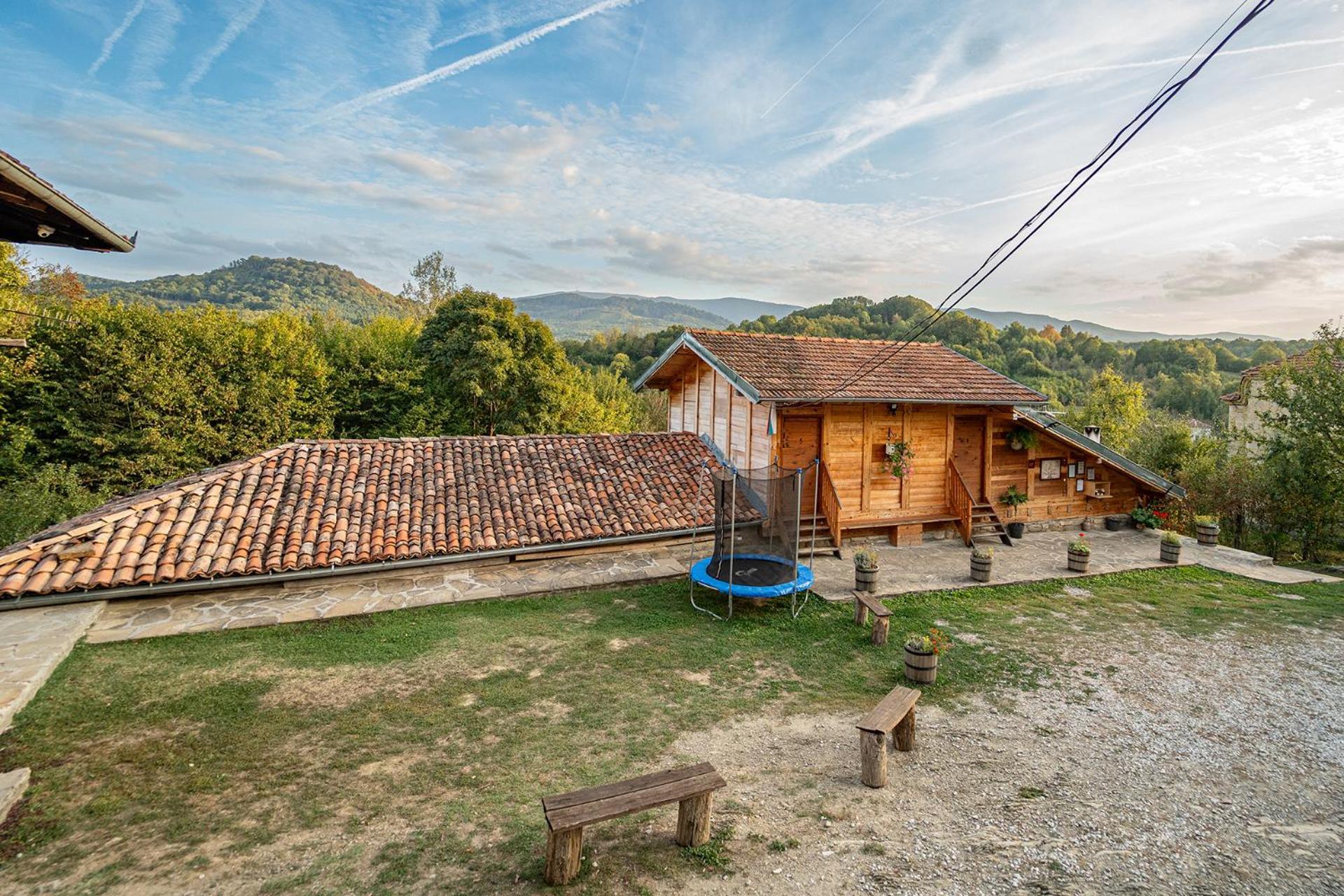 Guest House Kandaferi 2 Елена Екстериор снимка