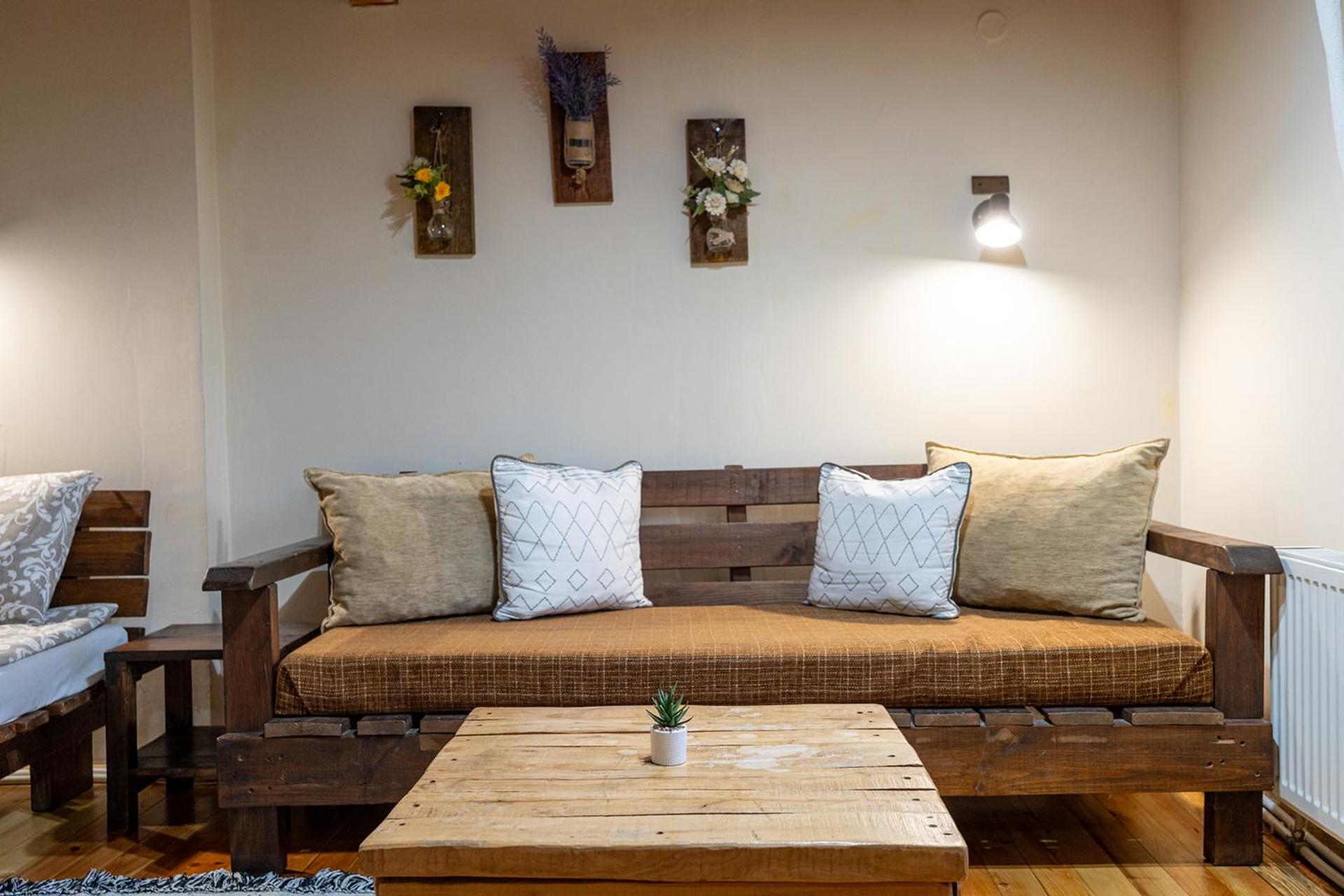 Guest House Kandaferi 2 Елена Екстериор снимка